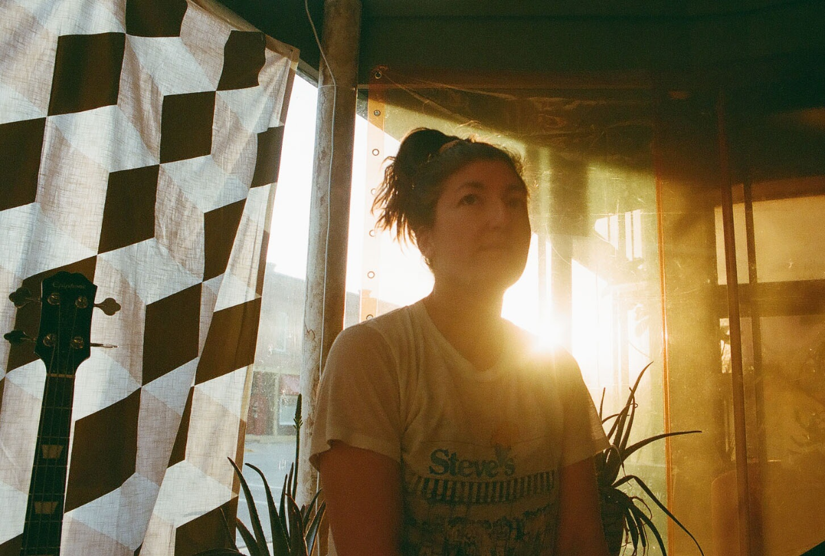 FREE MONDAY w/ Ellie Jackson / MASS / Old Pup