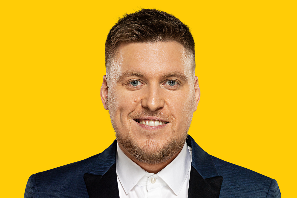 Alexander Nezlobin - Show is Entirely in Russian