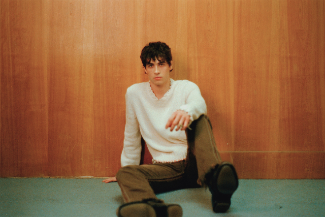 Aidan Bissett - shut up and love me tour