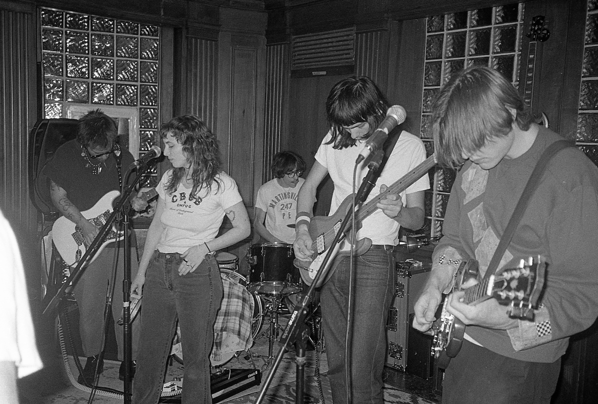 FREE MONDAY w/ Good Flying Birds / Phoebe Rings / Cootie Catc...