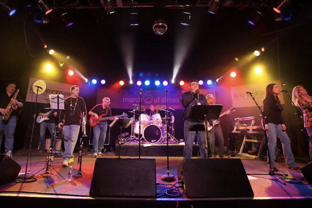 Different Every Time at Lovin’ Cup – Rochester, NY