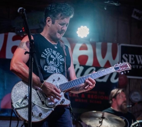 Jared Petteys & The Headliners  With The Venturis