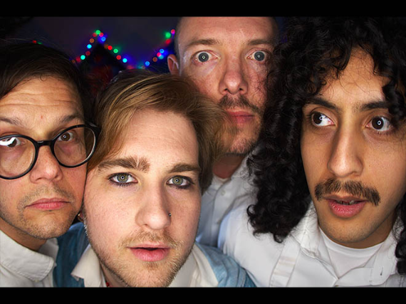 Levona, Simulation, Jacuzzi Beach