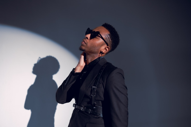 Smooth Jazz at the Improv Presents: Kevin Ross at Raleigh Improv – Cary, NC