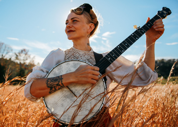 Tractor Presents: Sparrow Smith & The Resonant Rogues w/ guests AT The Sunset at Tractor – Seattle, WA