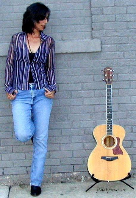 Happy Hour w/ Donna Mogavero Band at Woodlands Tavern