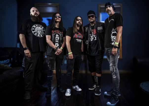 JOSEY SCOTT - The Original Voice of Saliva