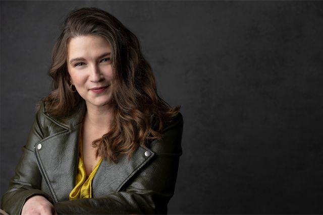 Laura Peek at Milwaukee Improv – Brookfield, WI