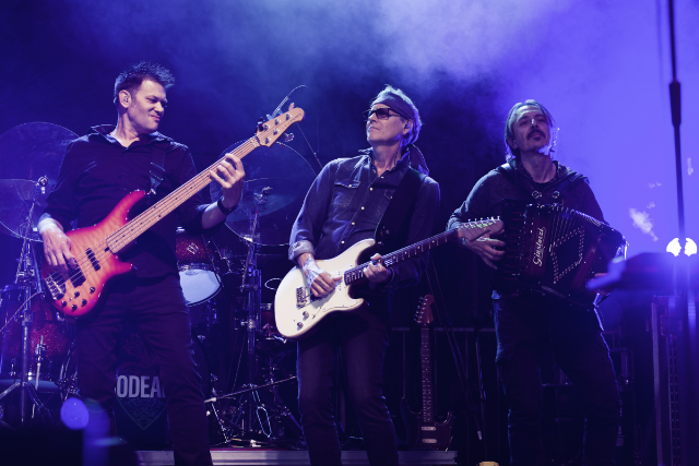 Presale codes for bodeans: members use these when buying pre-sale tickets