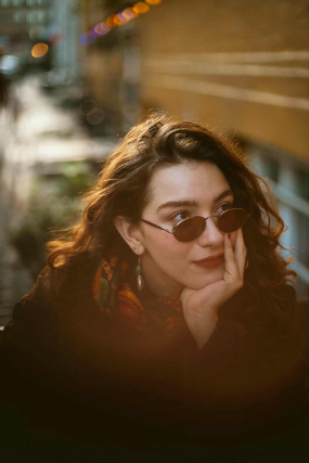 FREE SHOW - NORA QUINN