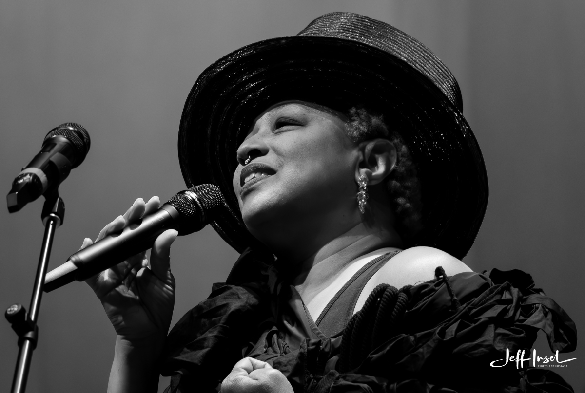Ms. Lisa Fischer featuring Orrin Evans Trio