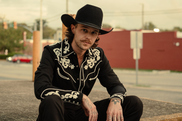 Official presale code Tyler Halverson - In Defense Of Drinking Tour