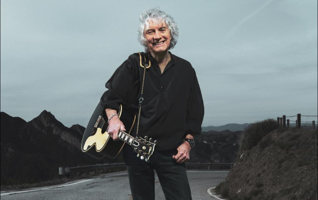 Image of Albert Lee Image of Albert Lee