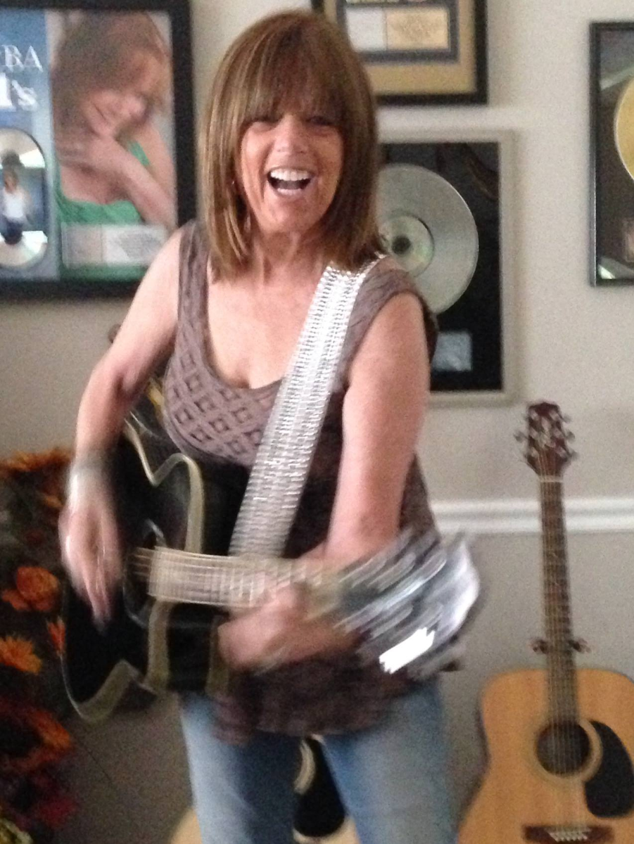 In The Round with Jane Bach, Charles Esten, Alyssa Trahan & Anthony Nunziatta