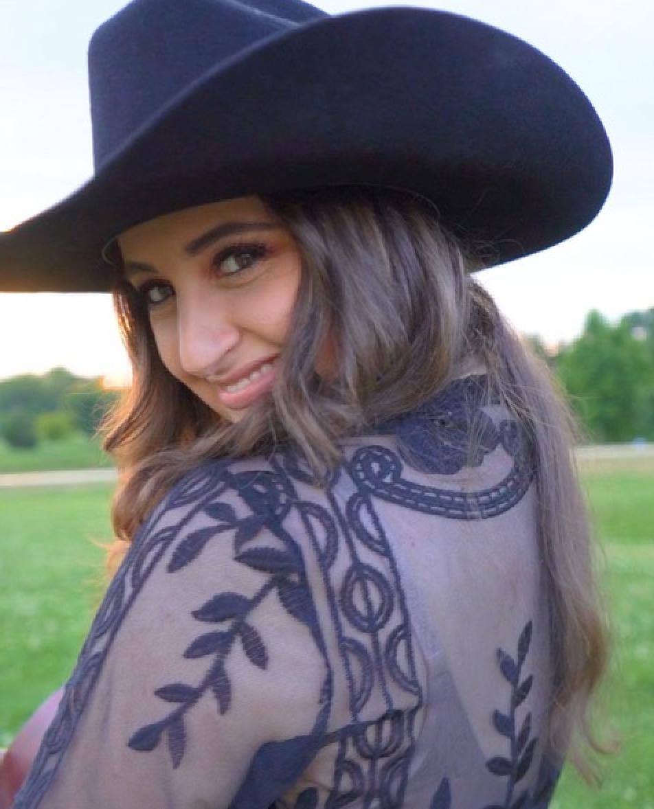 In The Round with Megan Barker & friends