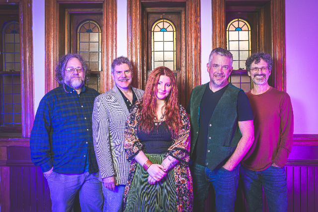 RUHA W/S/G BRIAN THOMAS