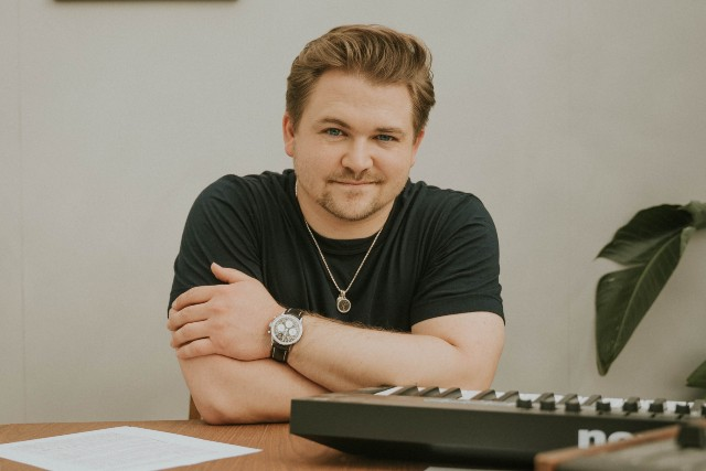 Hunter Hayes The Evergreen Tour with BLÜ EYES