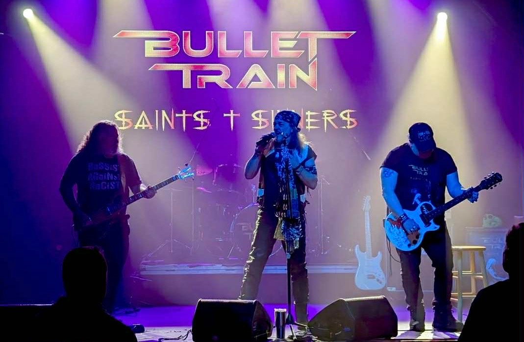 BULLET TRAIN with Tombstone Shadow & Algona