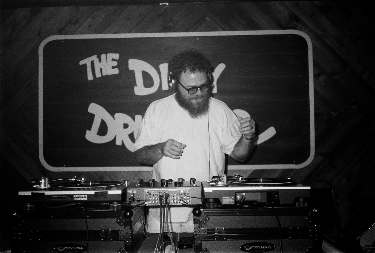 DJ INTROVERT // SOUL / FUNK / HOUSE / SYNTH POP | Event Image