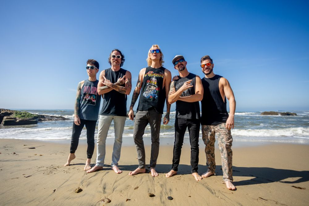 Ballyhoo!