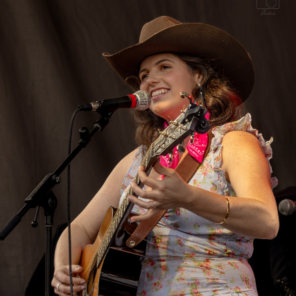 Image of Grace Campbell w/ Lorelai Paige Image of Grace Campbell w/ Lorelai Paige