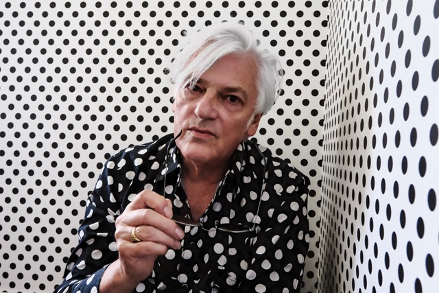 (((folkYEAH))) Presents: ROBYN HITCHCOCK Live and Electric