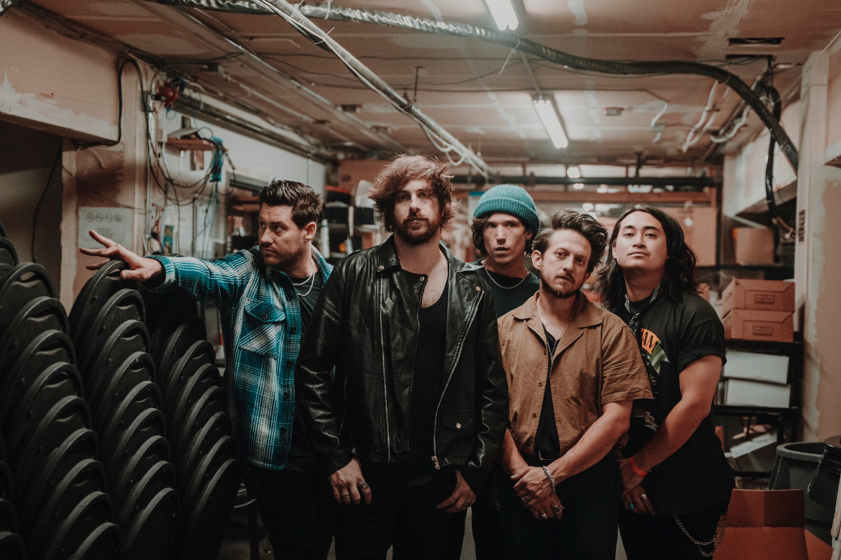 Featured Image - The Unlikely Candidates @ Vultures - 18