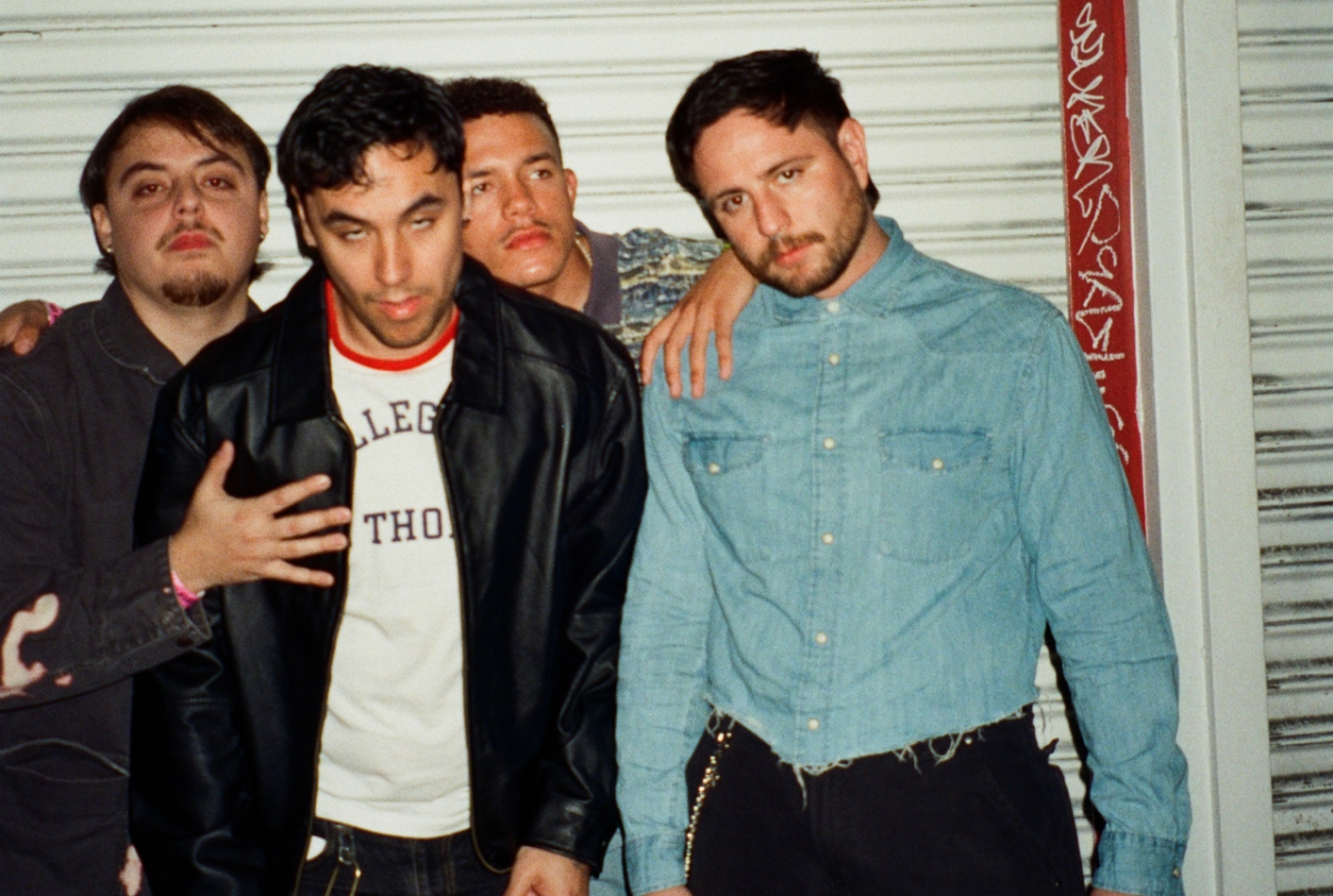 Camp Blu x Famous Friend x Floats - 11 - event-img