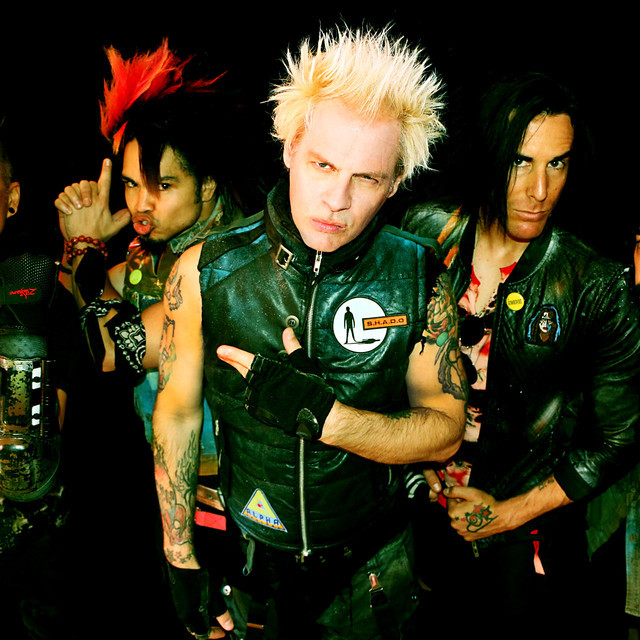Powerman 5000, Makes My Blood Dance, Ikki Crane
