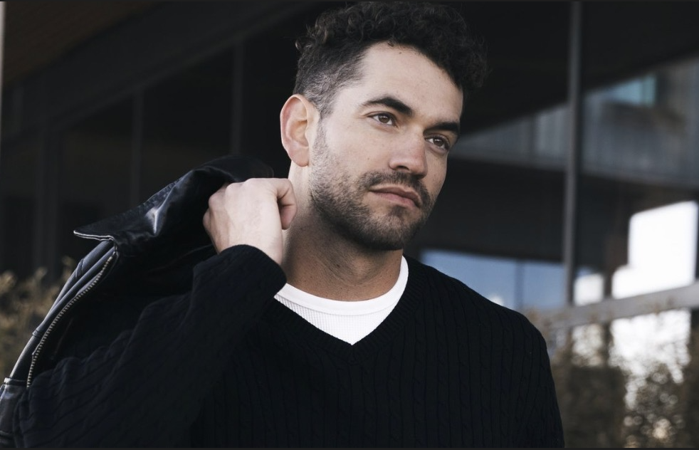 Kickstand Productions Presents Jesse Solomon
