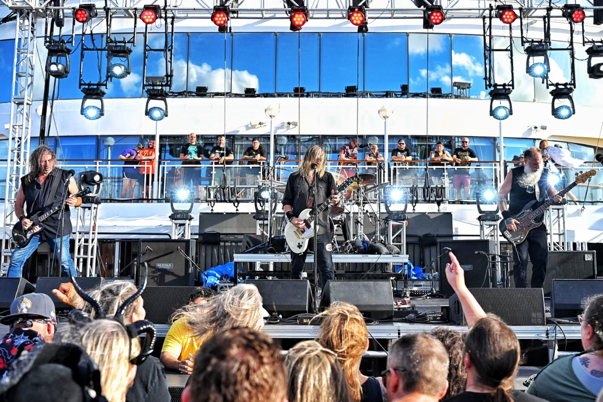 Corrosion of Conformity, Whores, Crobot