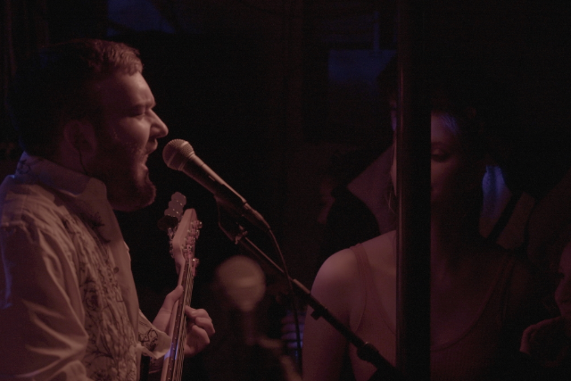 FREE SHOW - ACCOUNTANT AND ALL-THUMBS