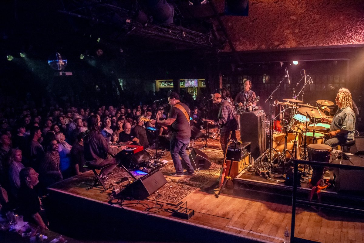 Easy Wind - Jerry Garcia's Birthday Celebration