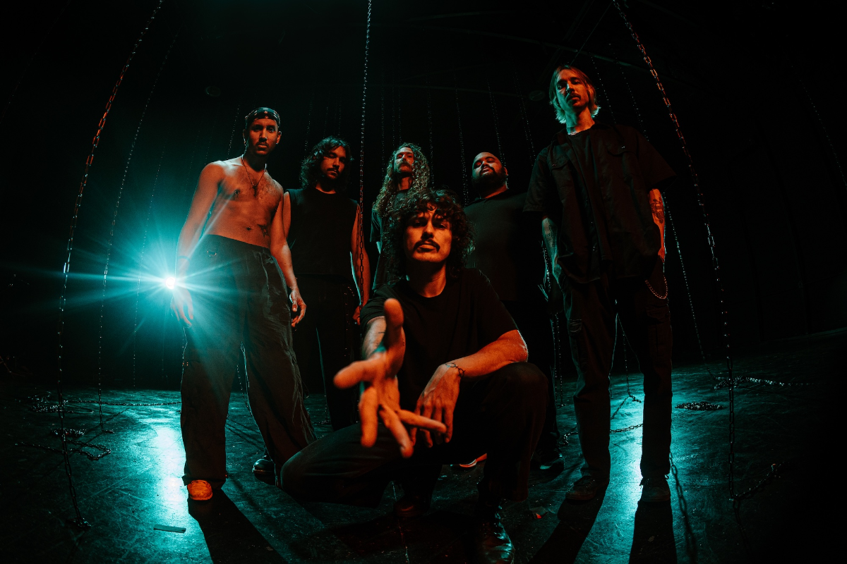 Featured Image - Cold Steel @ Vultures - 08