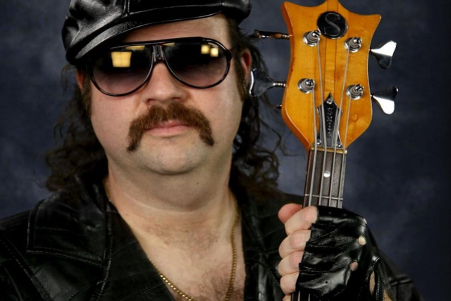 Presales to donny ben&eacute;t: members use these when buying pre-sale tickets