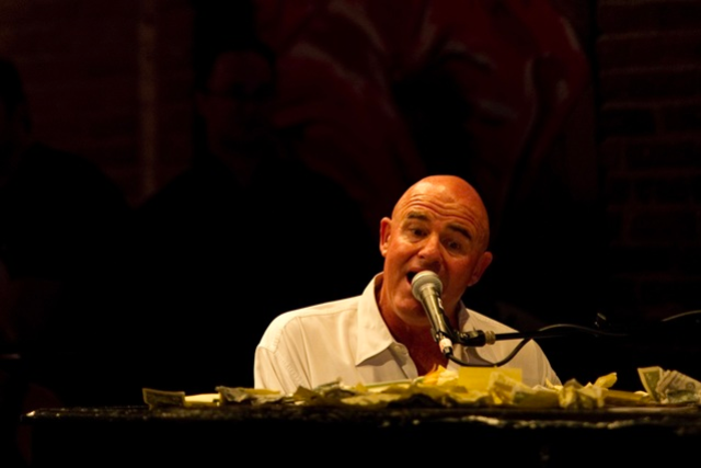 Tom Bagley's Dueling Pianos