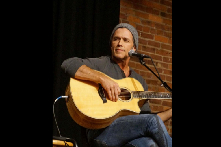 In The Round with Scott Reeves & friends