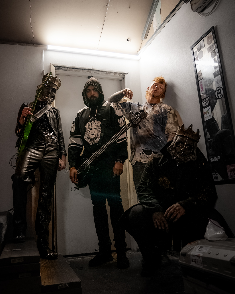 KING 810 w/For The Fallen Dreams & Weeping Wound