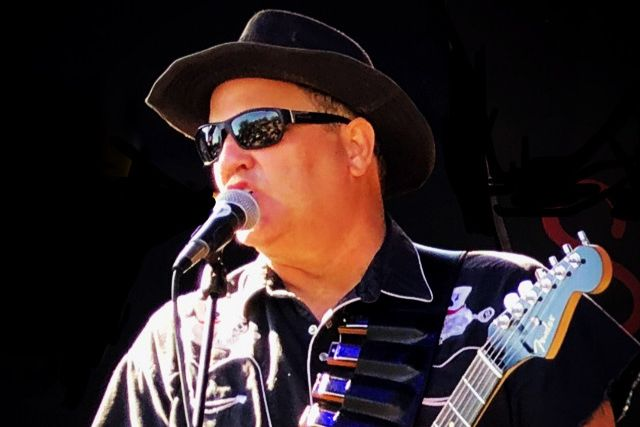Windy City Rev & The Hootenanny Band