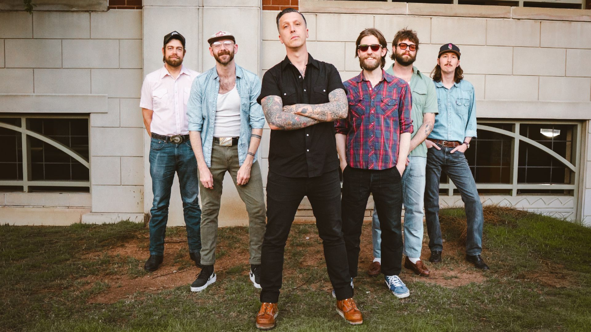 American Aquarium, Buffalo Nichols