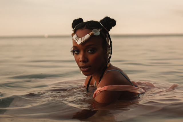Preventas de jamila woods: 10 years of heavn: los miembros usan estos c&oacute;digos al comprar entradas en preventa