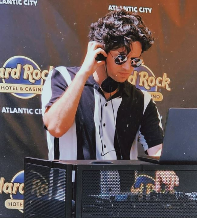 Using concert image COUNTRY 🤠 AFTER PARTY w DJ AARON concert image