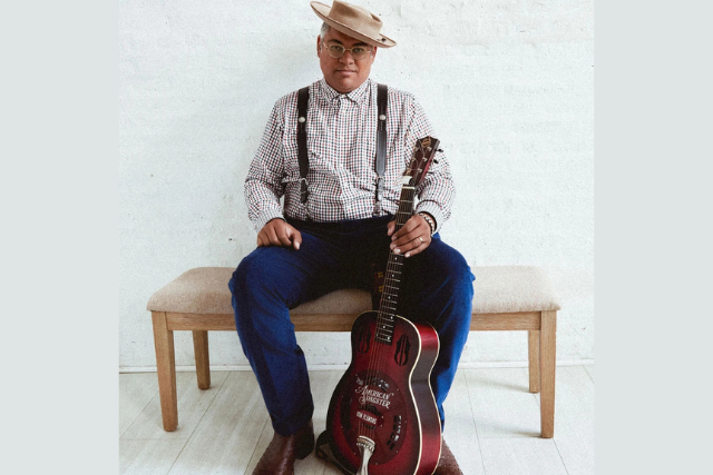 DOM FLEMONS Returns to FITZGERALDS Historic Nightclub