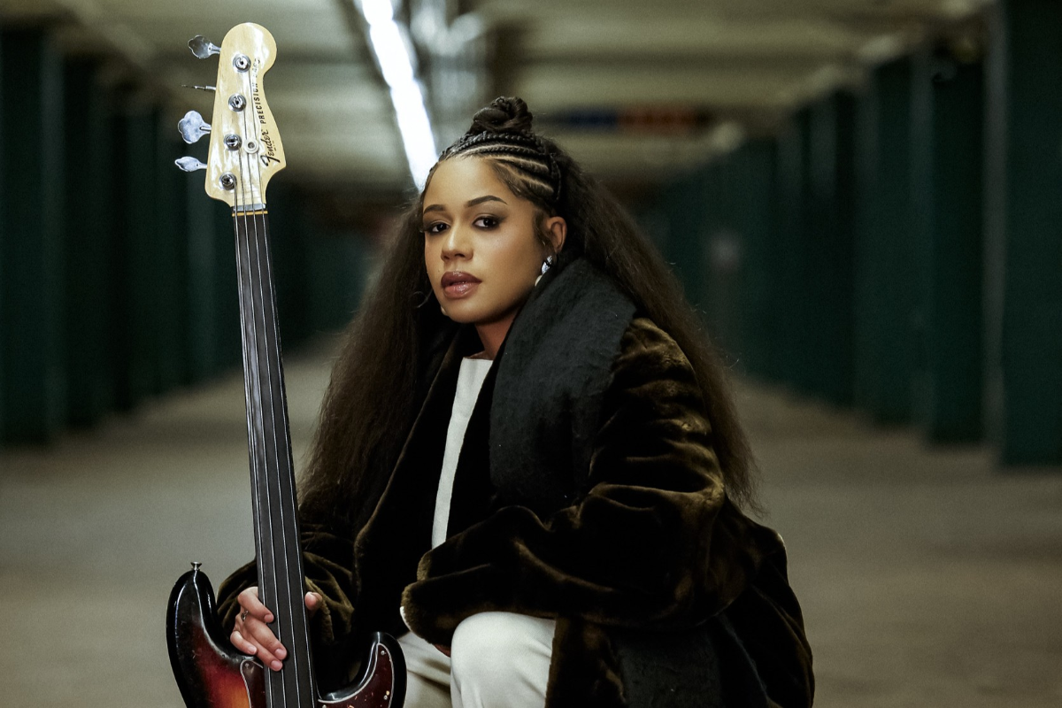 Aneesa Strings