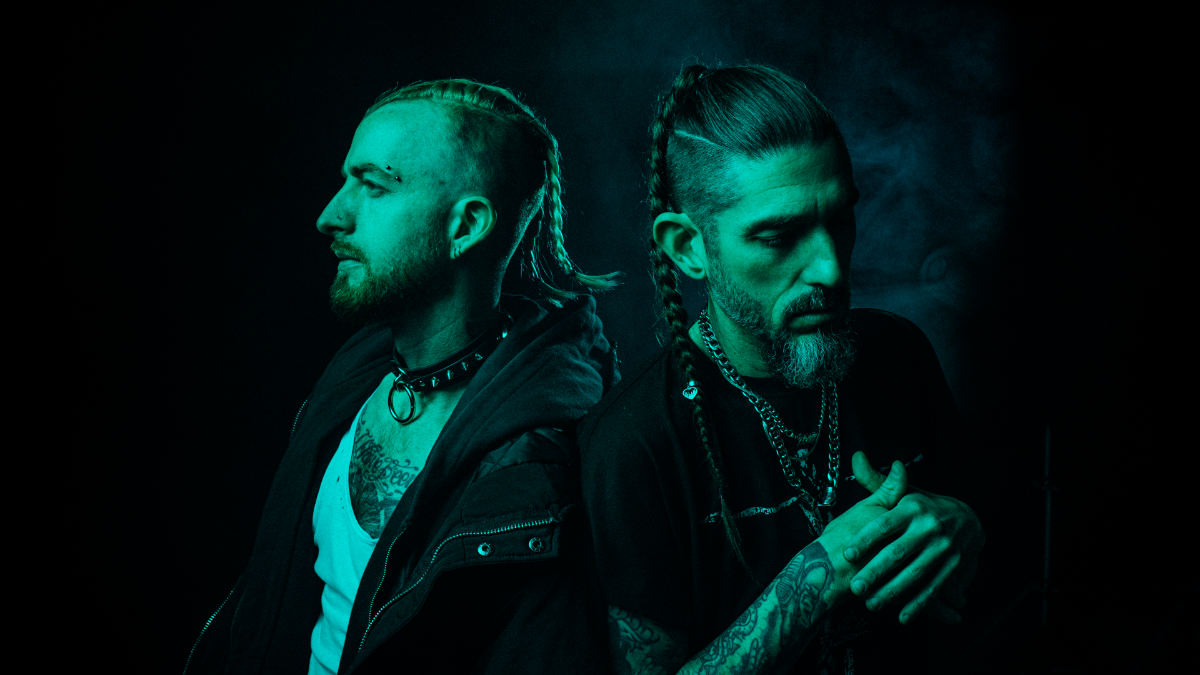 Missio , Ryan Oakes, WRUNG