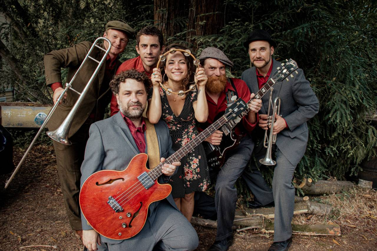 HARRY AND THE HITMEN GARDEN PARTY